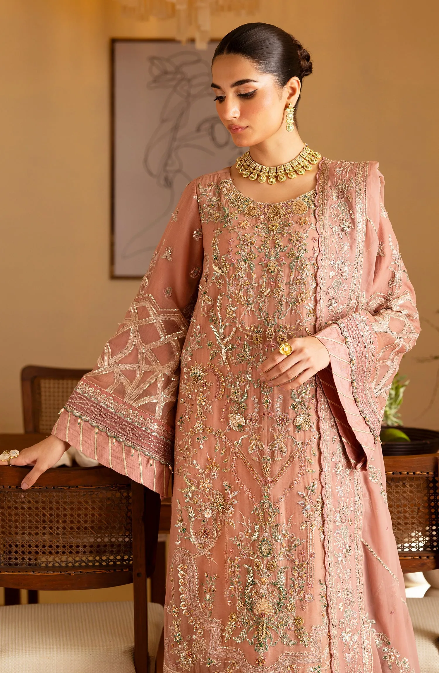 EMAAN ADEEL | Romansiyyah Luxury Formals' 24 | Saleha