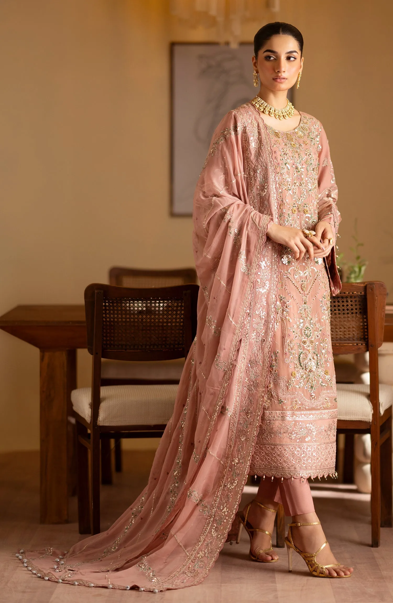 EMAAN ADEEL | Romansiyyah Luxury Formals' 24 | Saleha