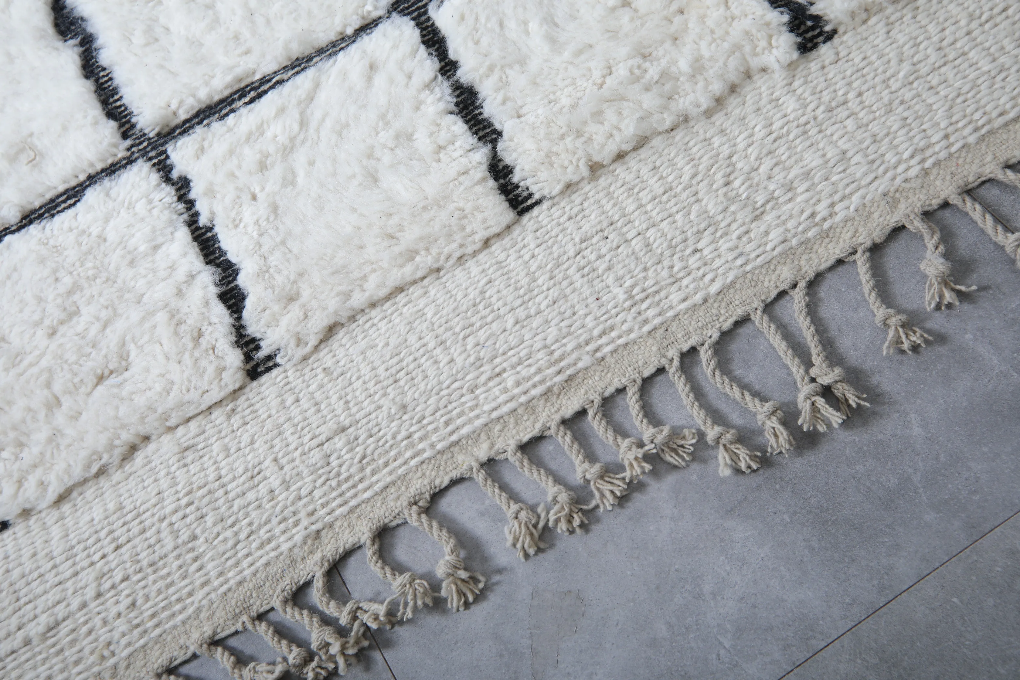 Moroccan berber rug - Custom rug - Handmade rug - Beni ourain