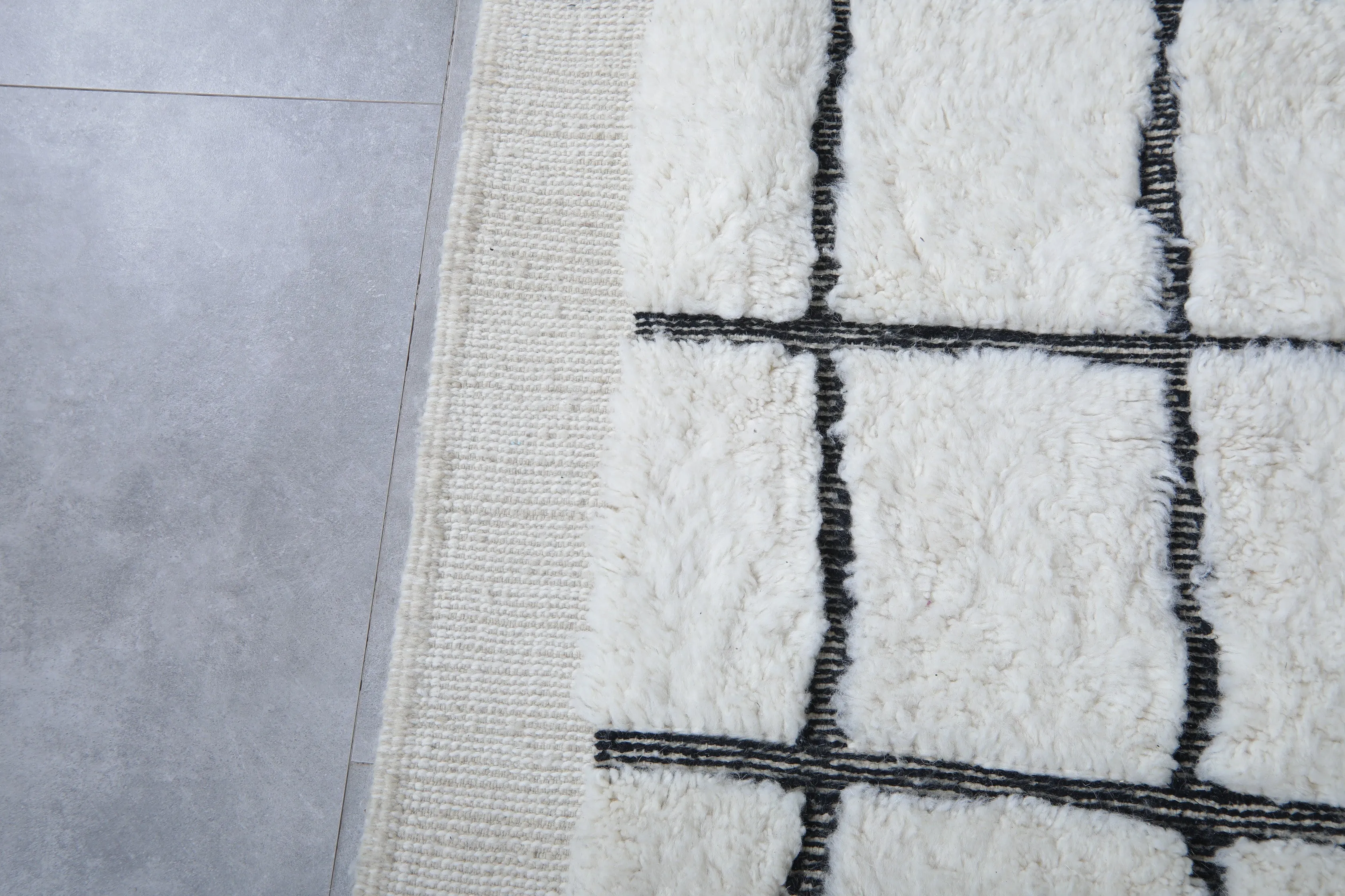 Moroccan berber rug - Custom rug - Handmade rug - Beni ourain