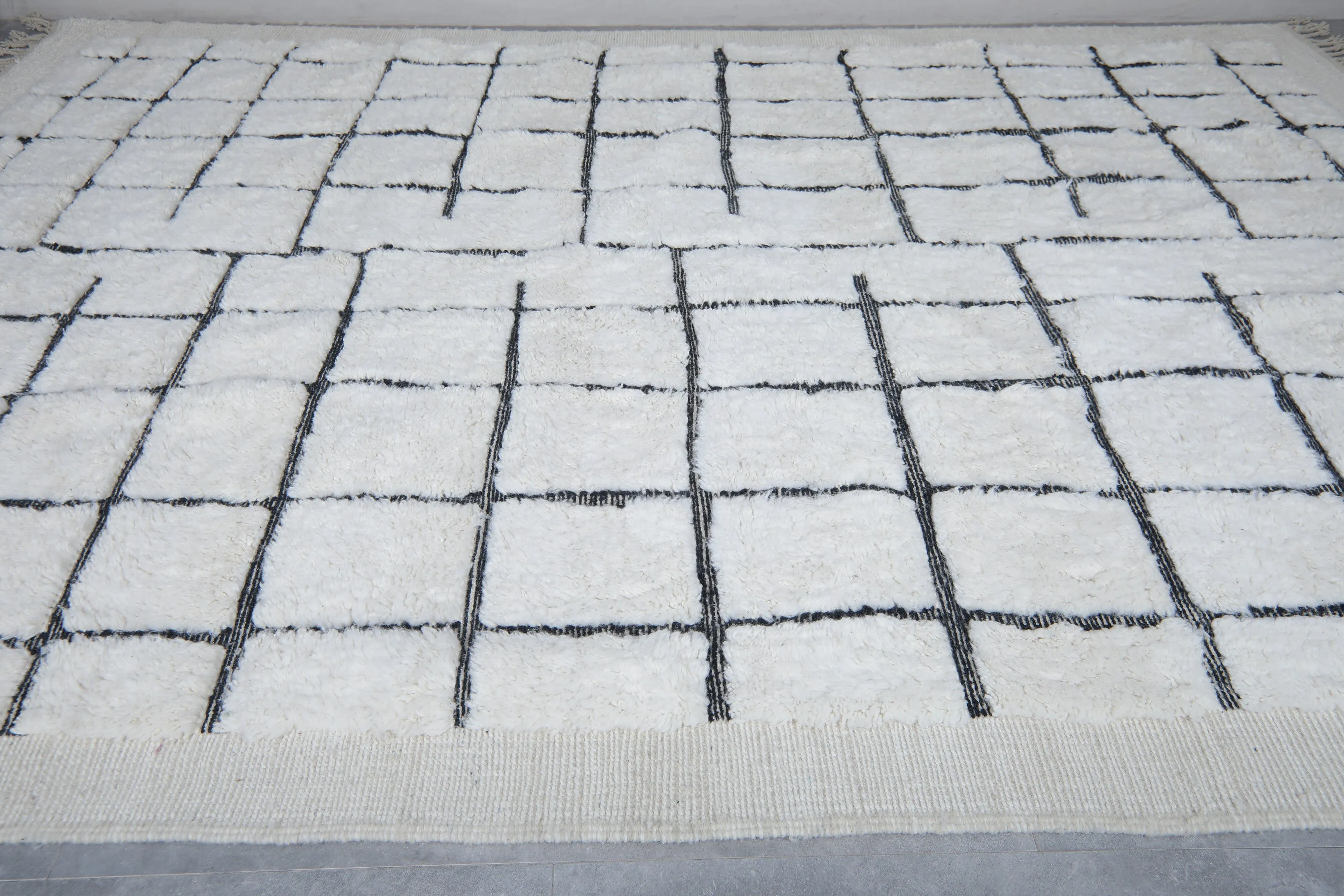 Moroccan berber rug - Custom rug - Handmade rug - Beni ourain