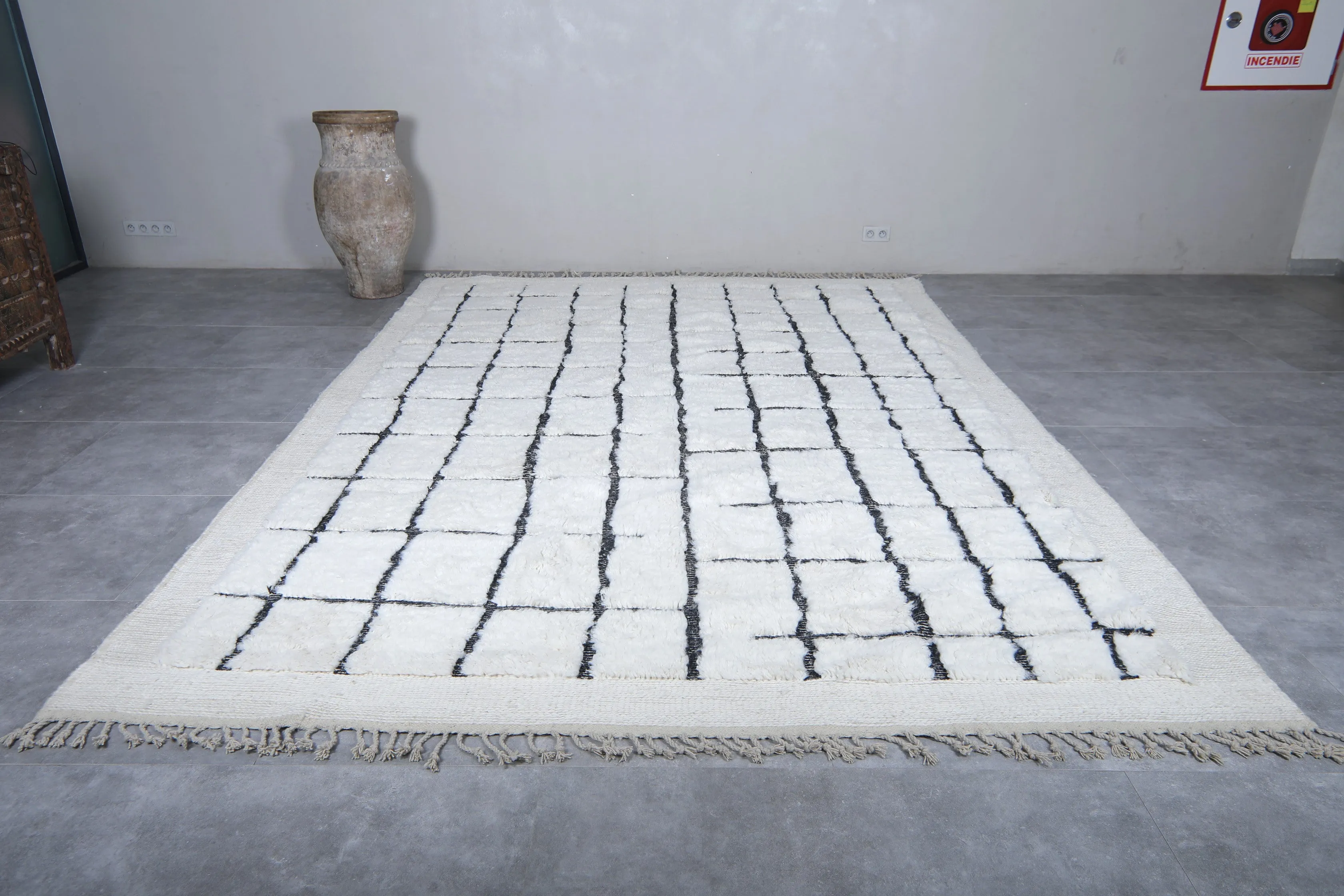 Moroccan berber rug - Custom rug - Handmade rug - Beni ourain