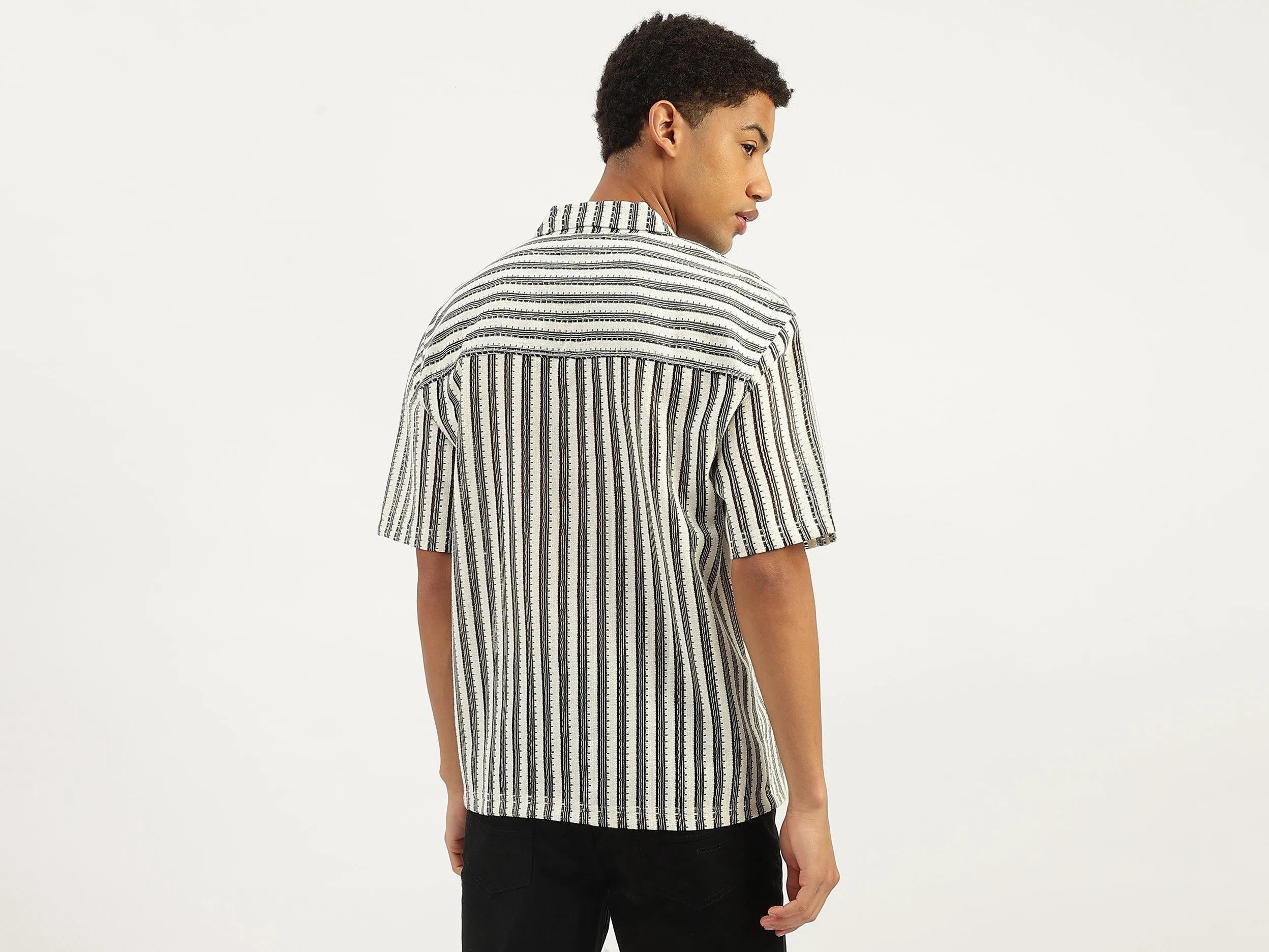 Oversized Fit Resort Collar Crochet Shirt
