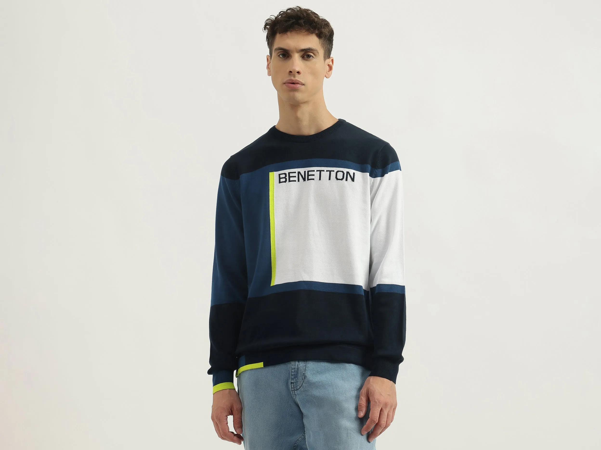 Regular Fit Round Neck Colorblock Sweatshirts