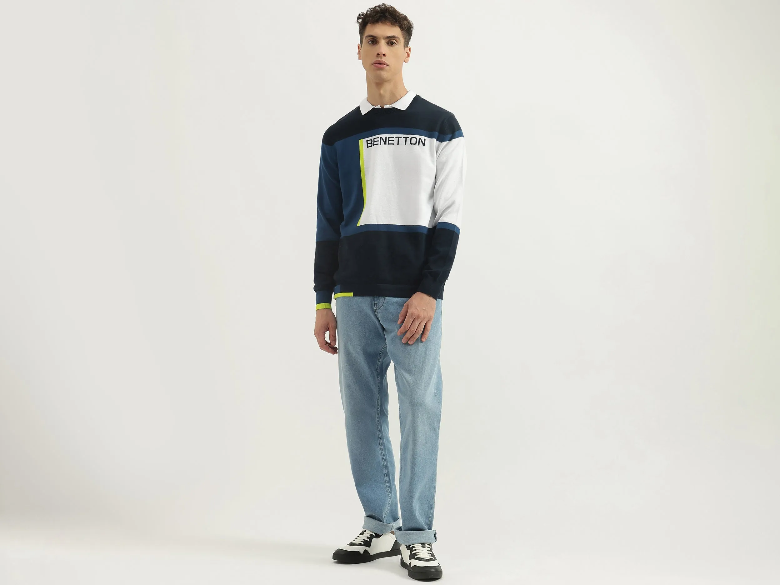 Regular Fit Round Neck Colorblock Sweatshirts