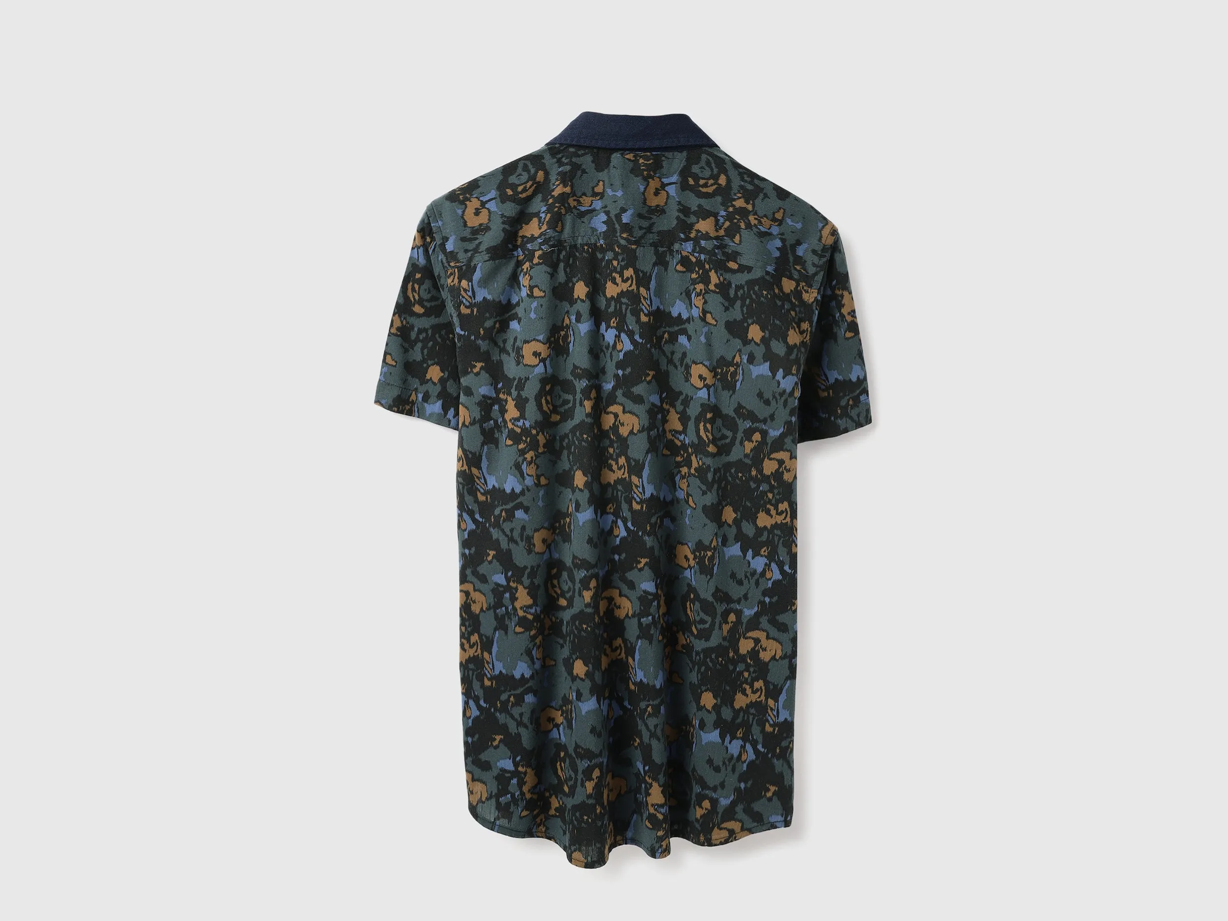 Regular Fit Spread Collar Abstract Camouflage Shirt