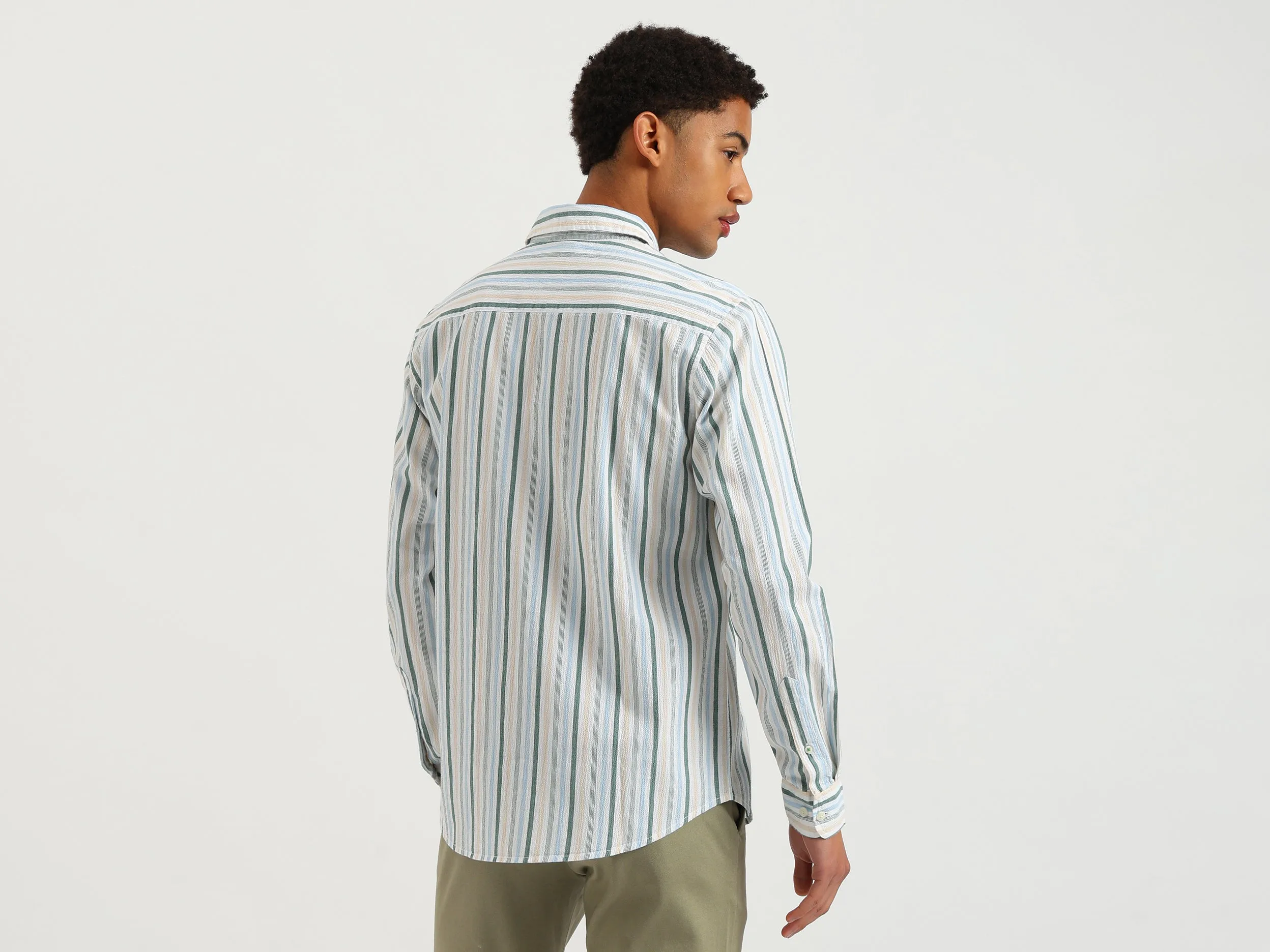 Regular Fit Spread Collar Crinkle Striped Shirt