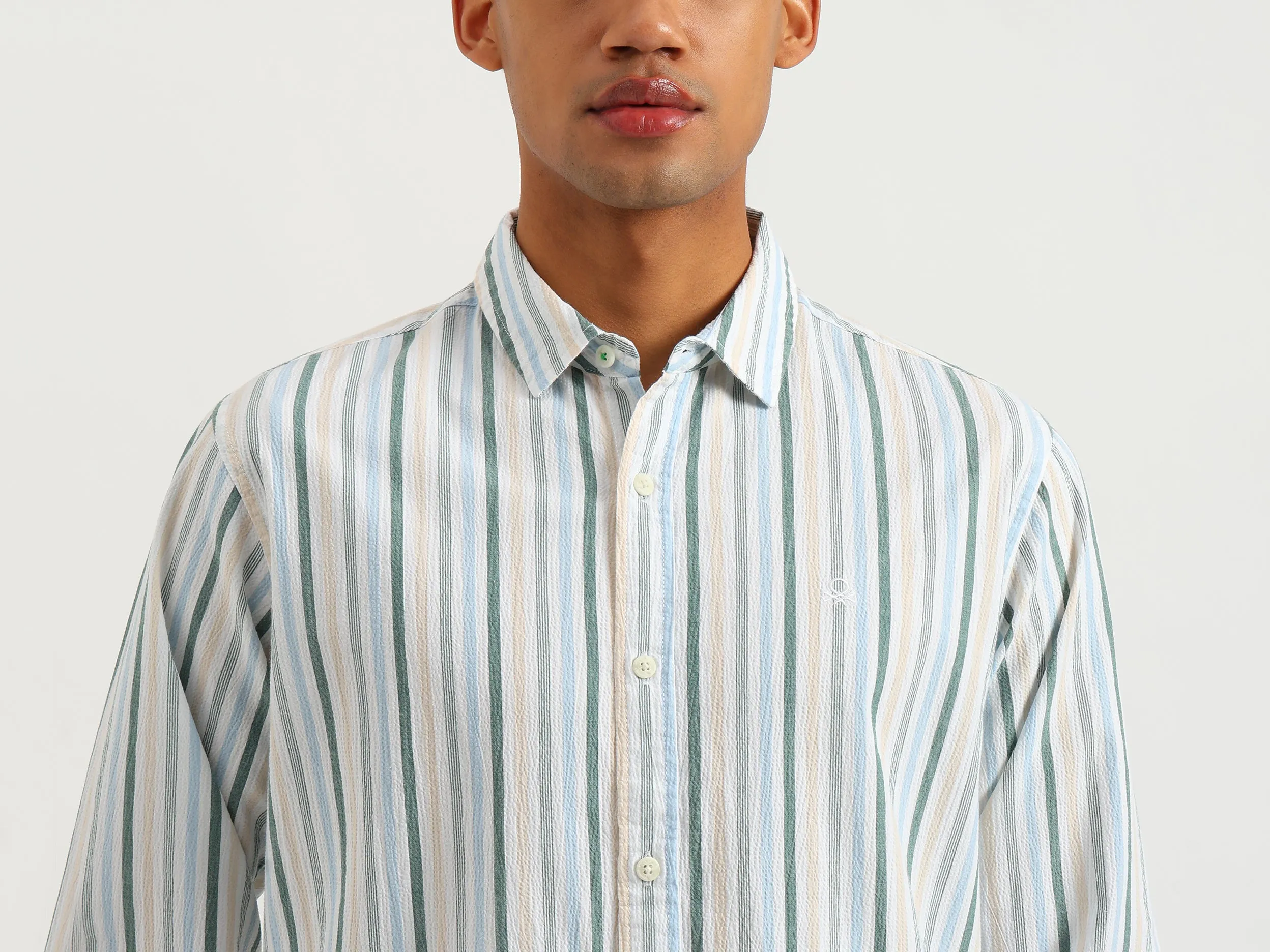 Regular Fit Spread Collar Crinkle Striped Shirt