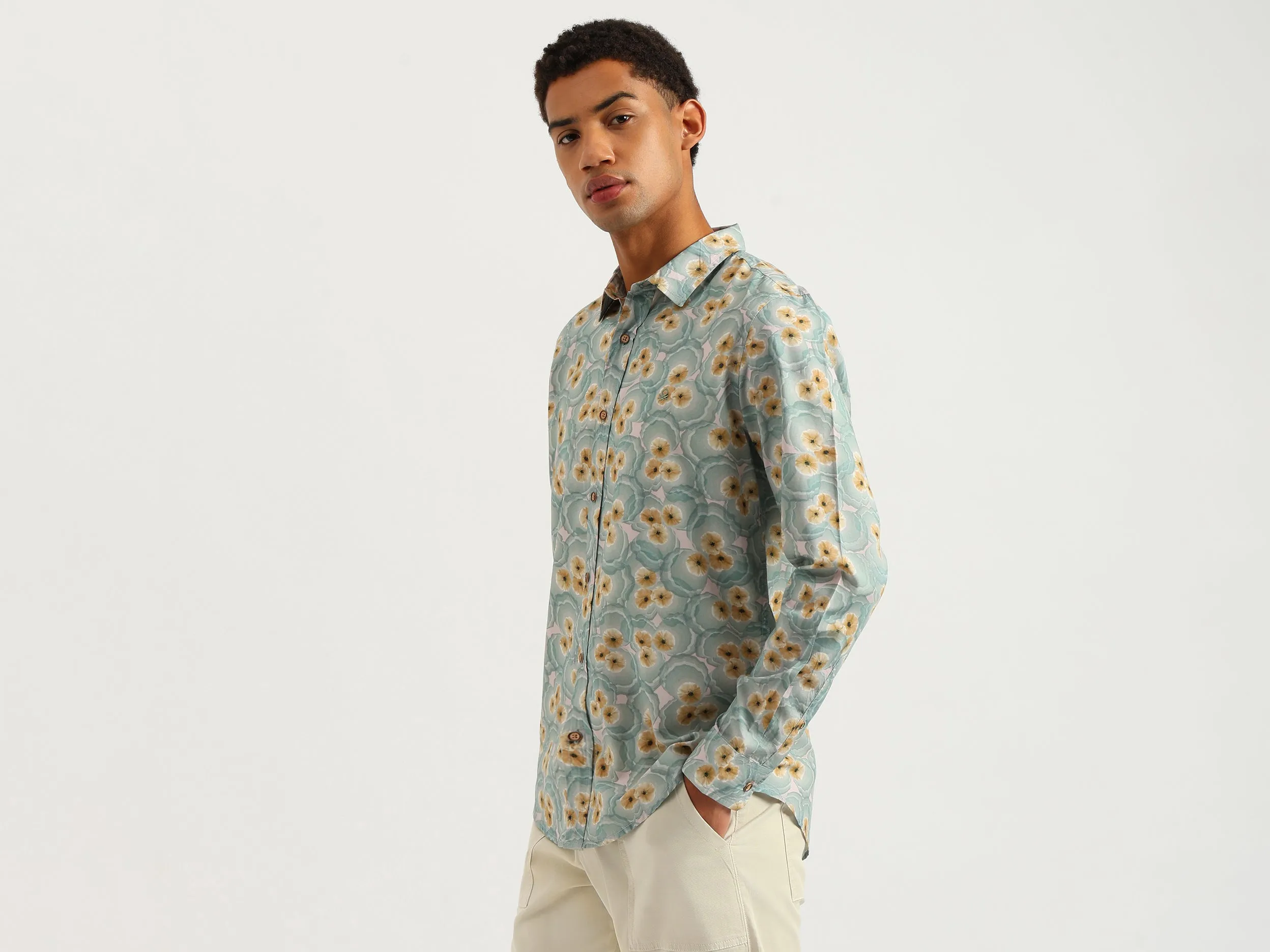 Regular Fit Spread Collar Oriental Print Shirt