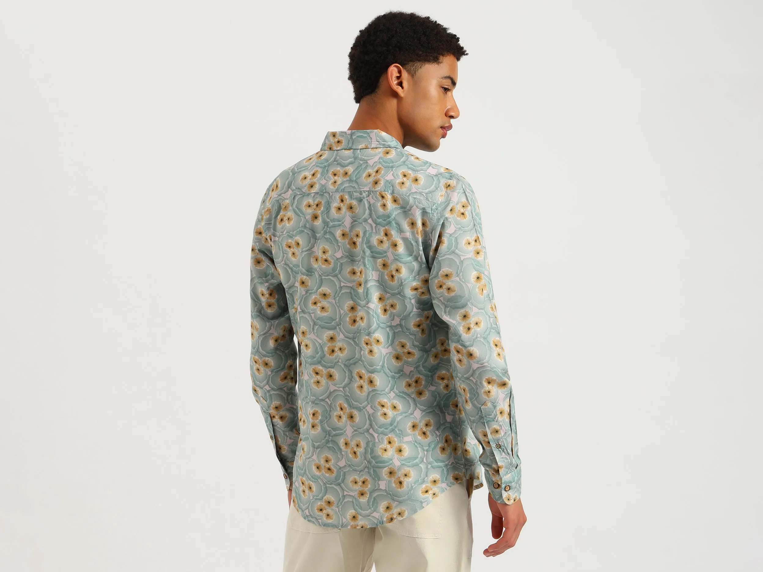 Regular Fit Spread Collar Oriental Print Shirt