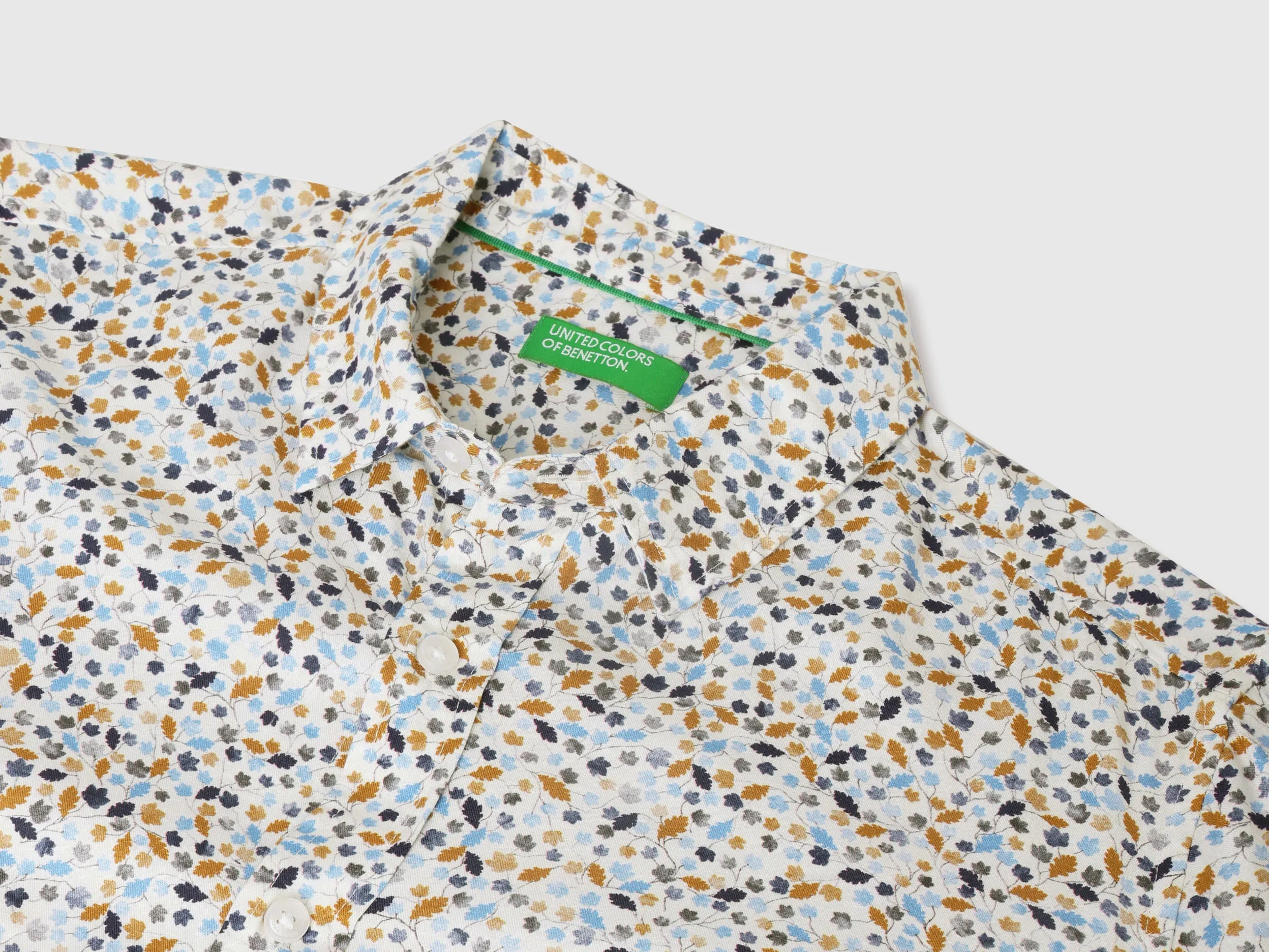 Regular Spread Collar Printed Shirt