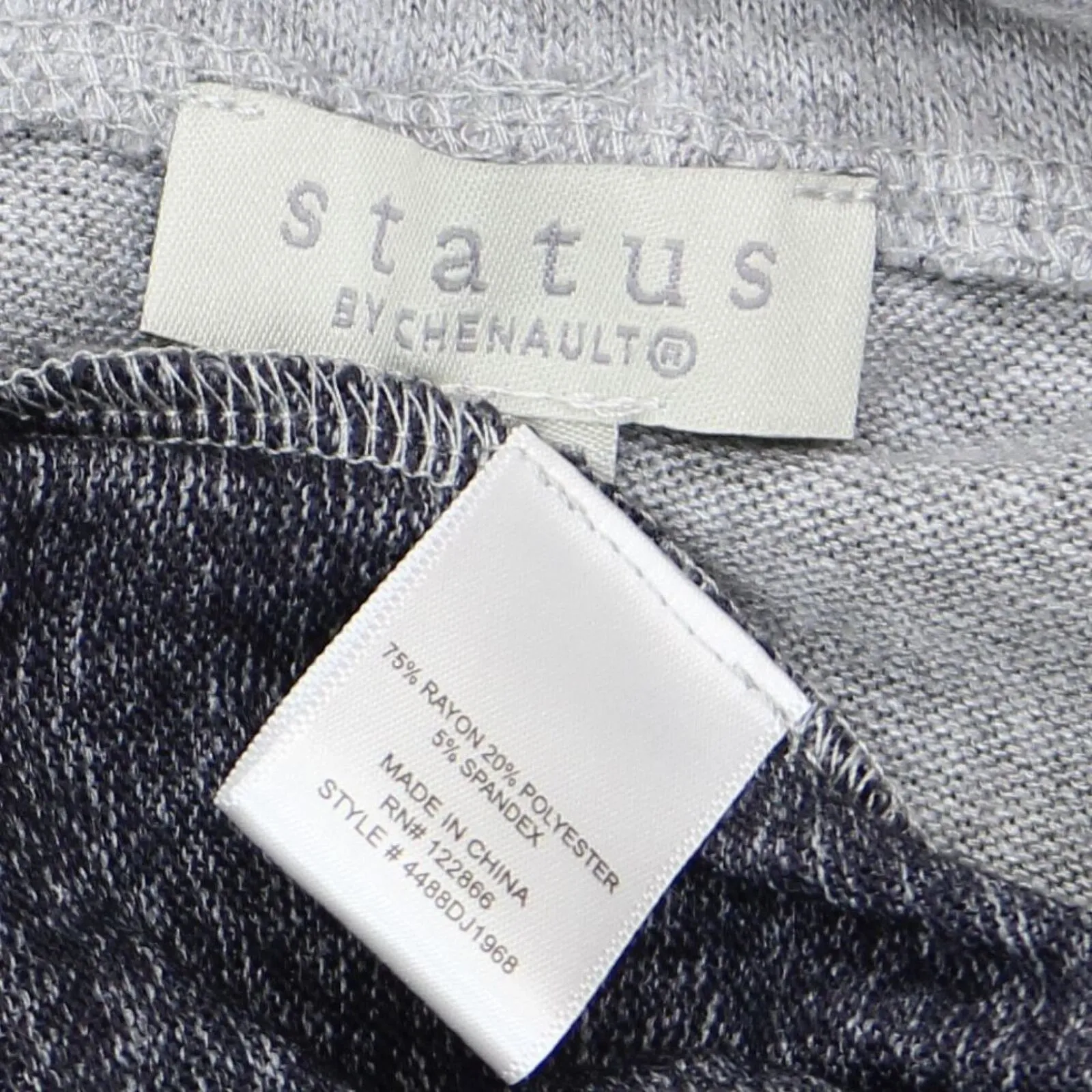 Status by Chenault Women's Open Front Textured Dip Dye Cardigan