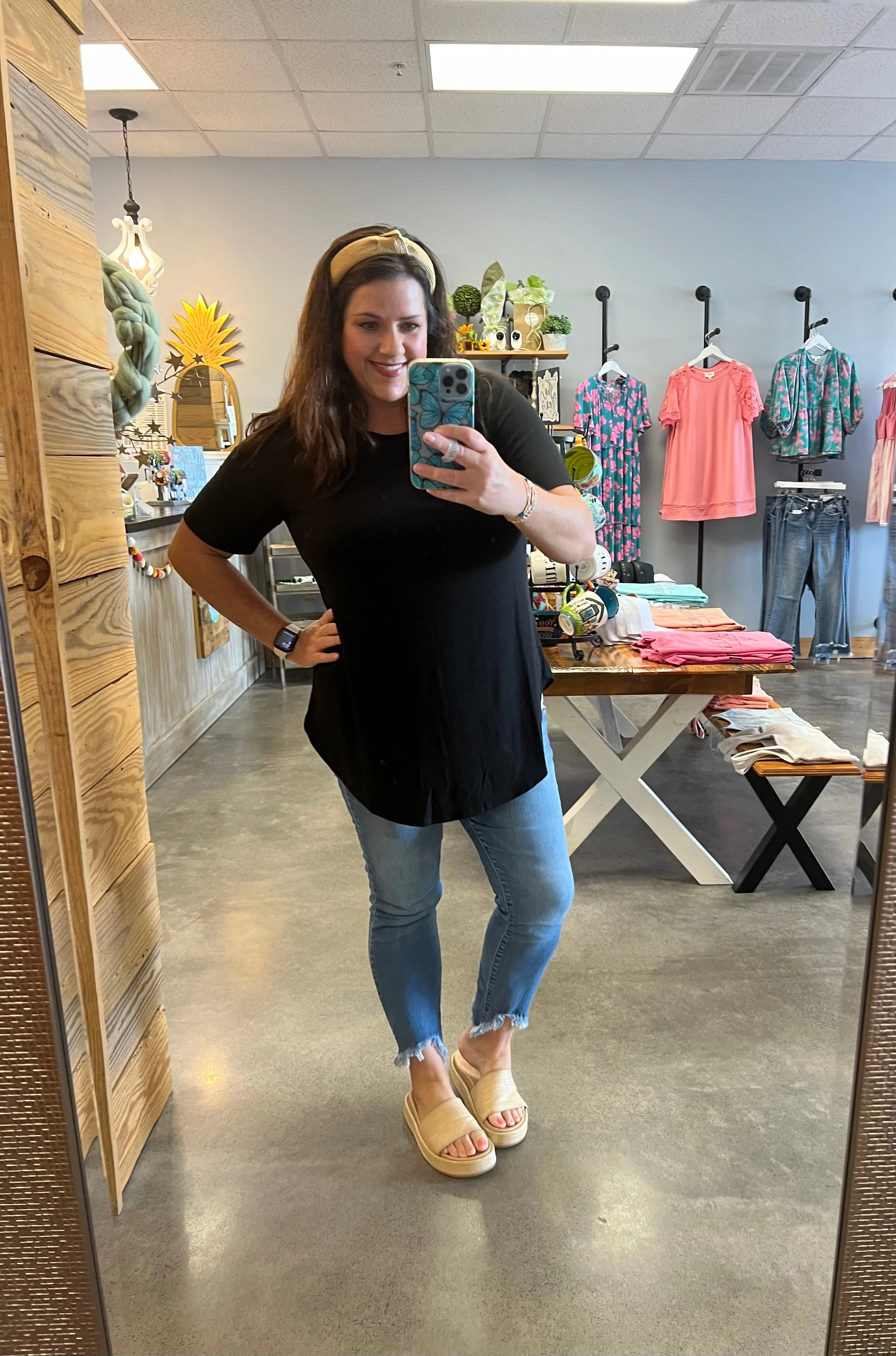 The Basic Tee (S-XL) 3 COLORS