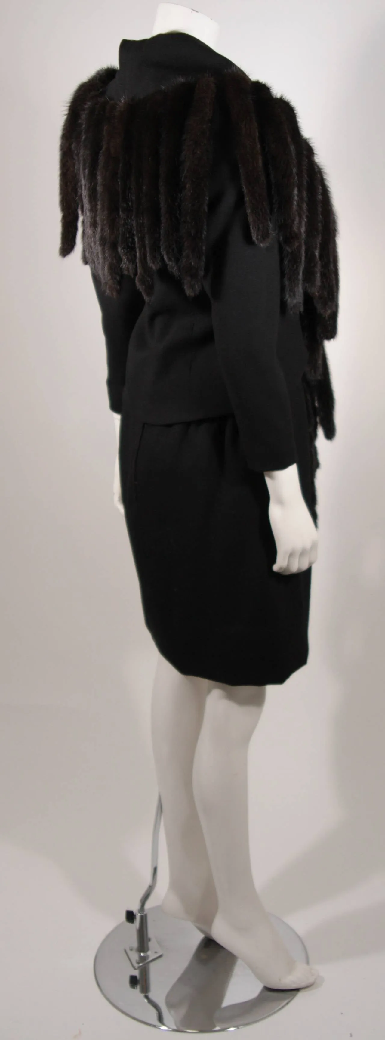 TRAVILLA Black Wool Suit w/ Mink Tail Jacket & Pencil Skirt Size 6-8