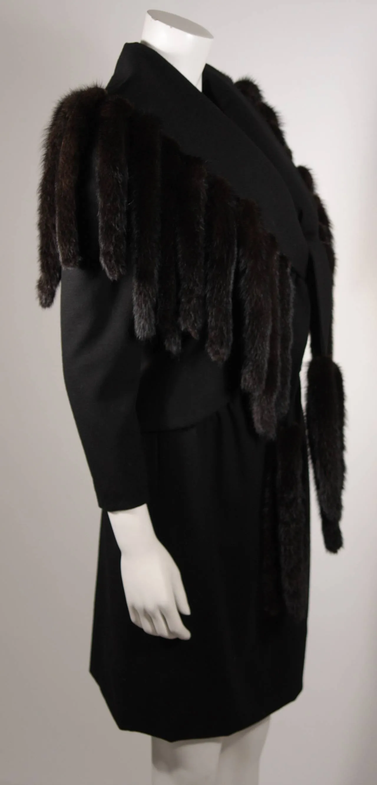 TRAVILLA Black Wool Suit w/ Mink Tail Jacket & Pencil Skirt Size 6-8