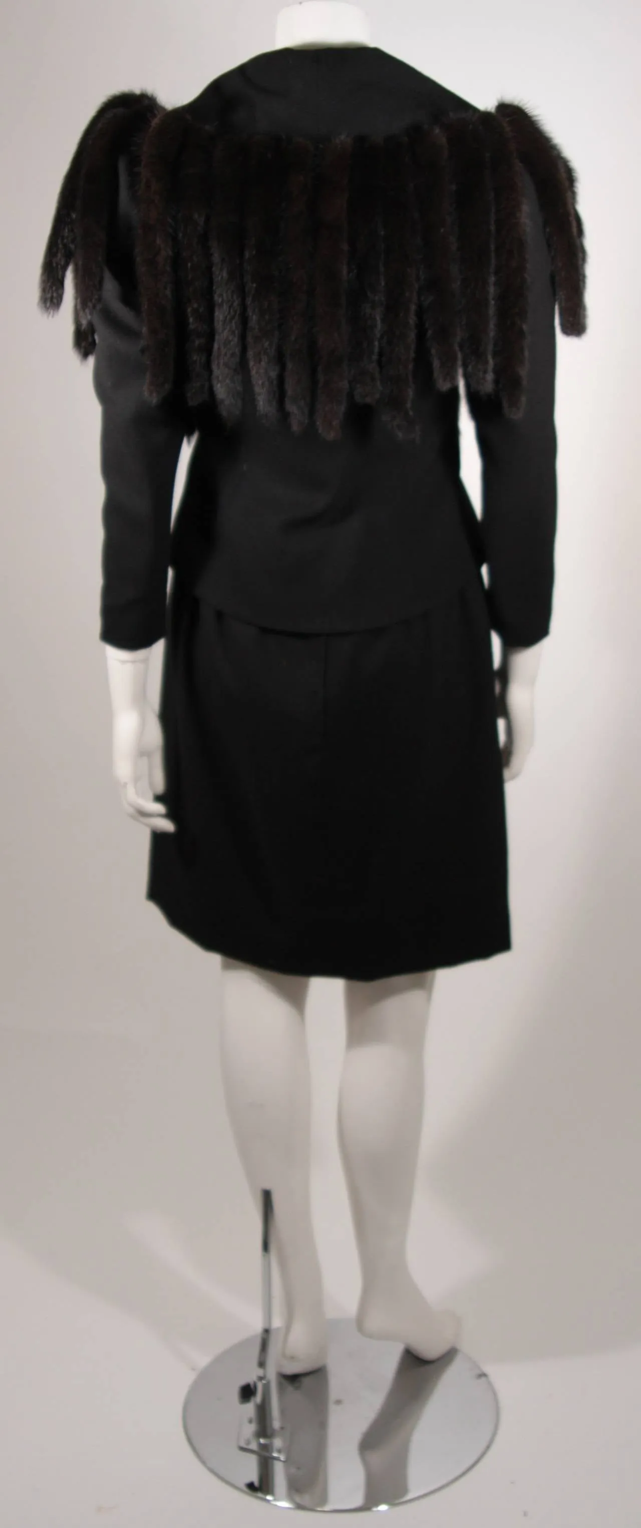 TRAVILLA Black Wool Suit w/ Mink Tail Jacket & Pencil Skirt Size 6-8
