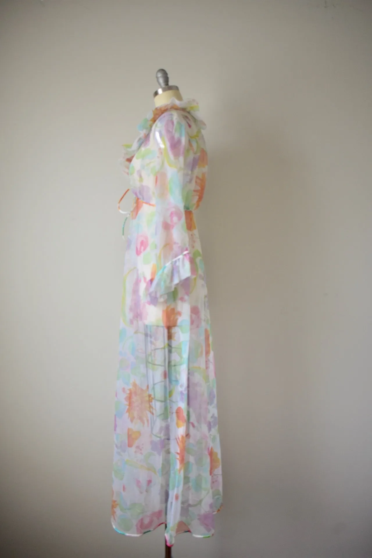Vintage 1960s Sheer Tricot Dressing Gown- S