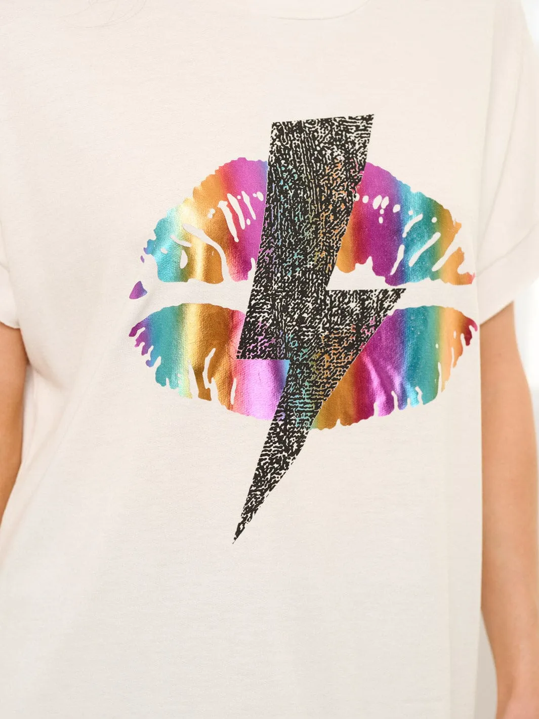 WOMEN'S SHORT SLEEVE GRAPHIC TOP